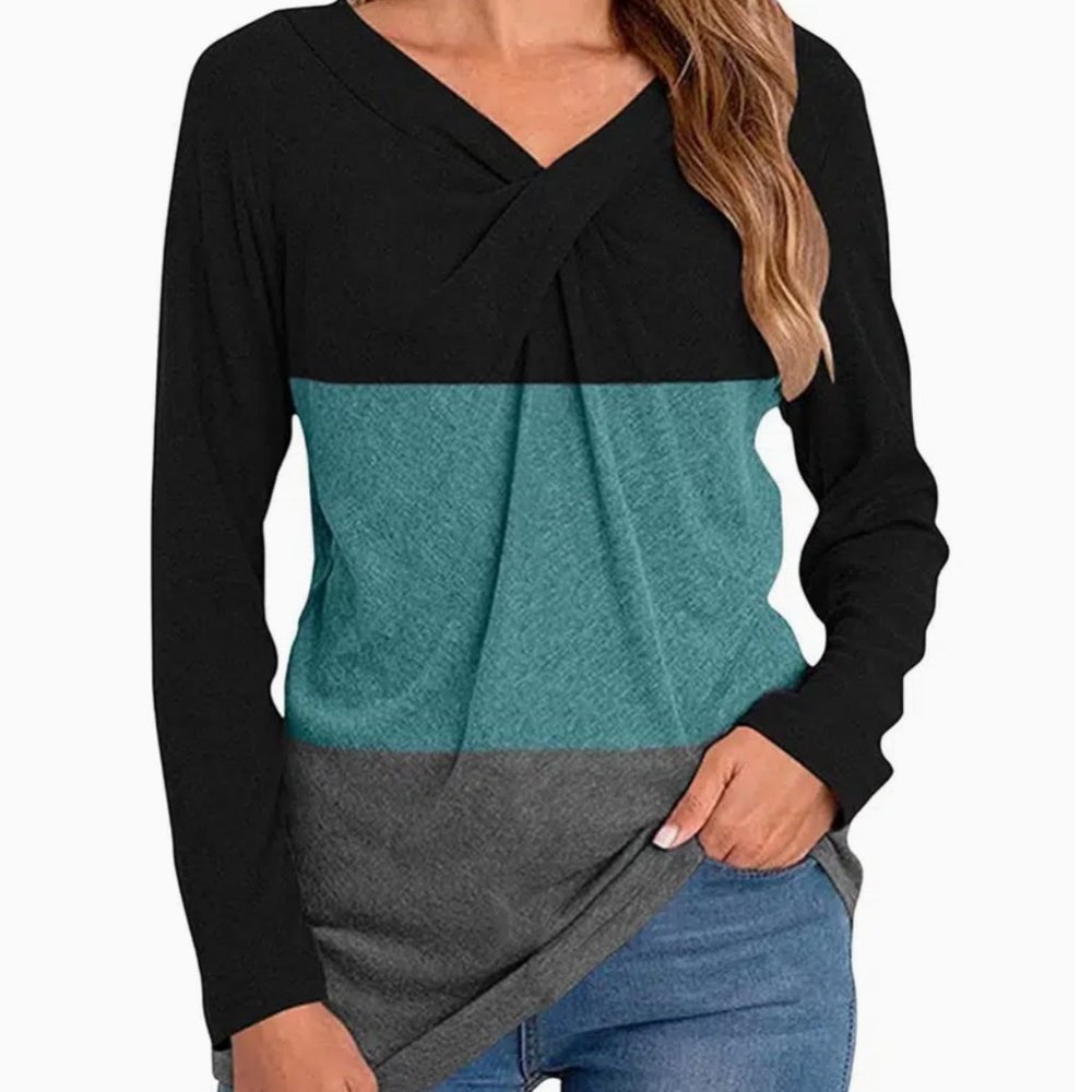 New Women's Long Sleeve Twist Neck Shirt Size Large